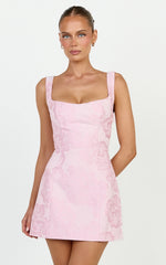 Jacquard Scoop Neck Fitted Dress in Pink