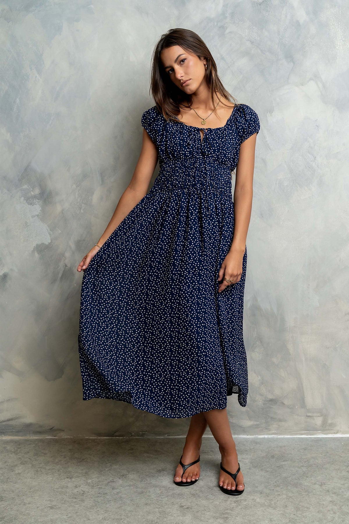Kaelyn Floral Midi Dress in Midnight