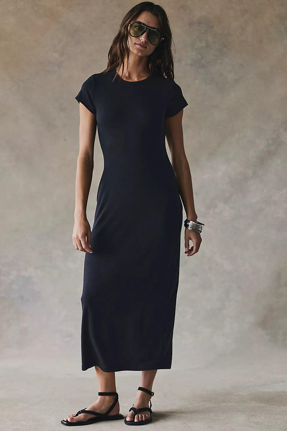 Good Feels Slim Midi Dress-Black