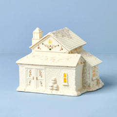Mistletoe Park Lit Winery Figurine